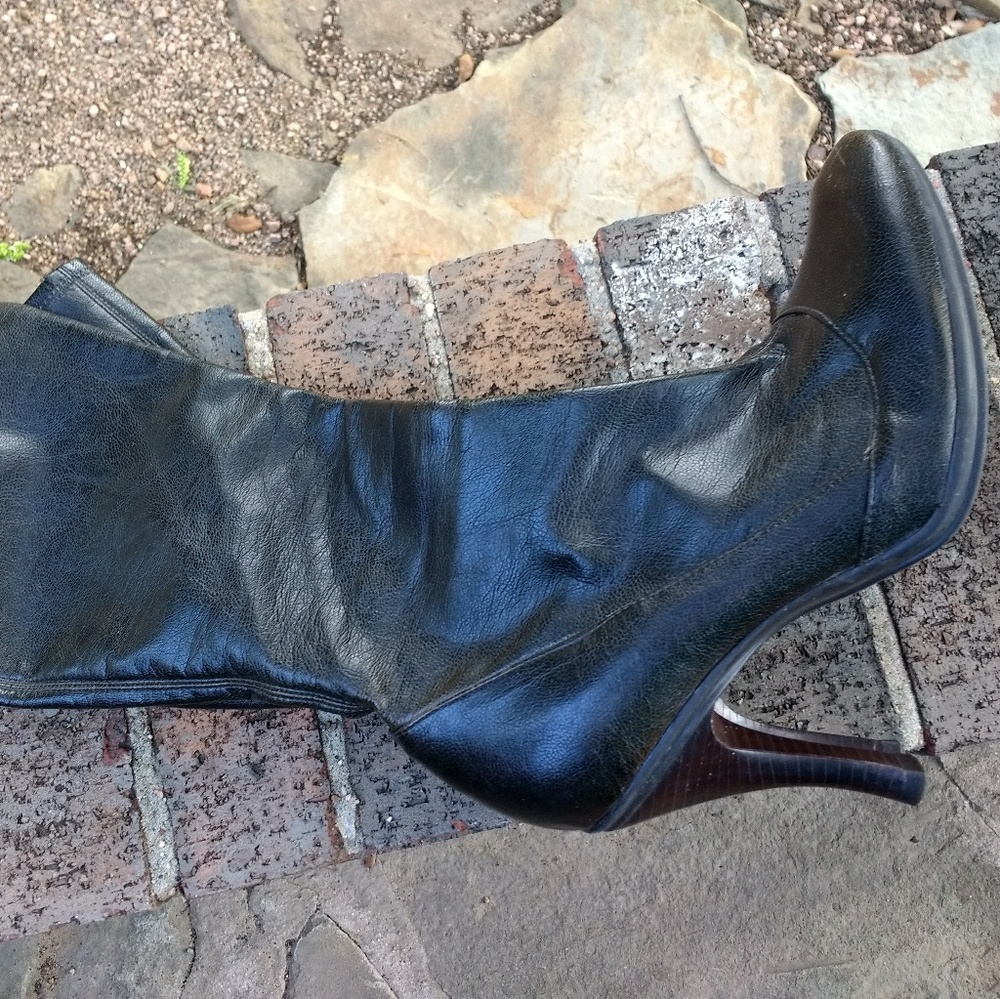 Gianni Bini Chocolate Brown Tall Boots